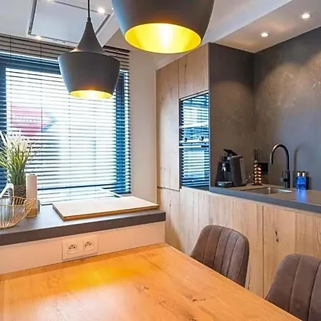 Ter Streep Hotell Oostende