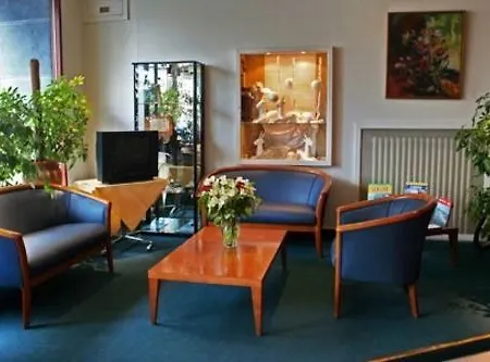 Отель Ter Streep Остенде